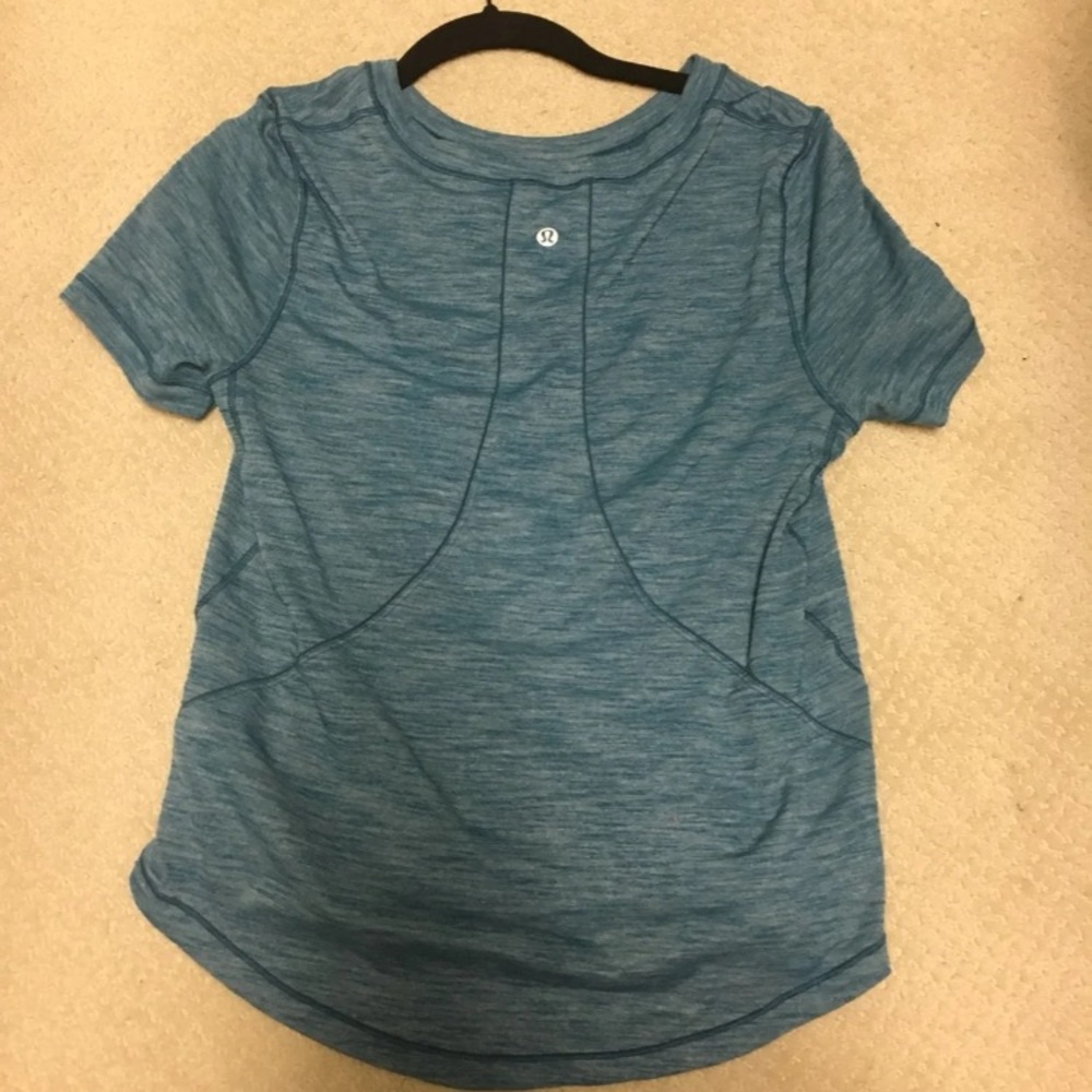 Lululemon top